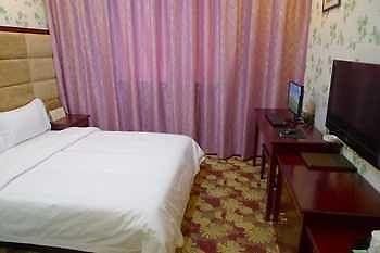 Zhengzhou Youna Hotel Huaihe Road Extérieur photo